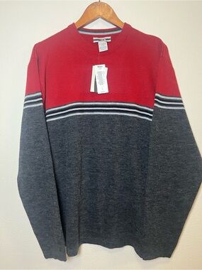 Sears Vintage Y2K Red and Charcoal Colorblock Crewneck Sweater
